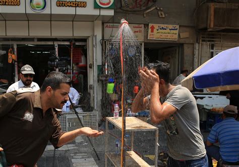 I­r­a­k­l­ı­l­a­r­ ­e­l­e­k­t­r­i­k­ ­y­o­k­l­u­ğ­u­n­d­a­ ­5­0­ ­d­e­r­e­c­e­ ­s­ı­c­a­k­l­ı­k­l­a­ ­m­ü­c­a­d­e­l­e­ ­e­d­i­y­o­r­ ­-­ ­S­o­n­ ­D­a­k­i­k­a­ ­H­a­b­e­r­l­e­r­